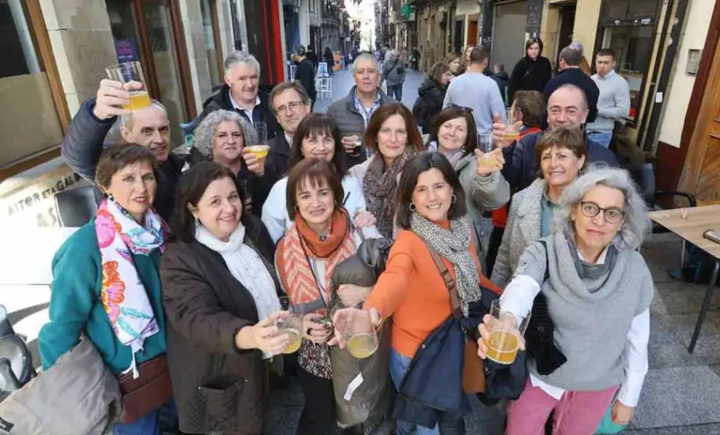 Ambiente sidrero por todo lo alto