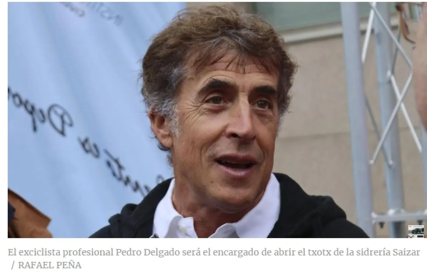 Perico Delgado inaugura la temporada de txotx en la sidrería Saizar con un mensaje de apoyo al sector