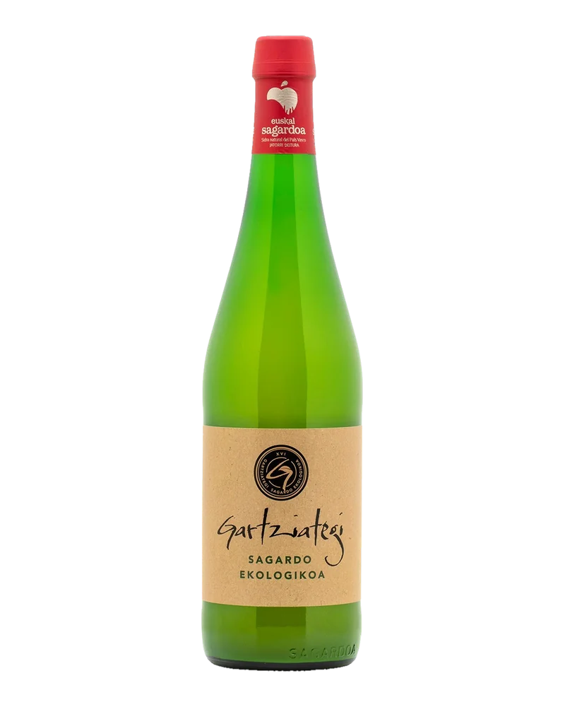 Green Gartziategi bottle with a kraft paper “Sagardo Ekologikoa” label and red capsule