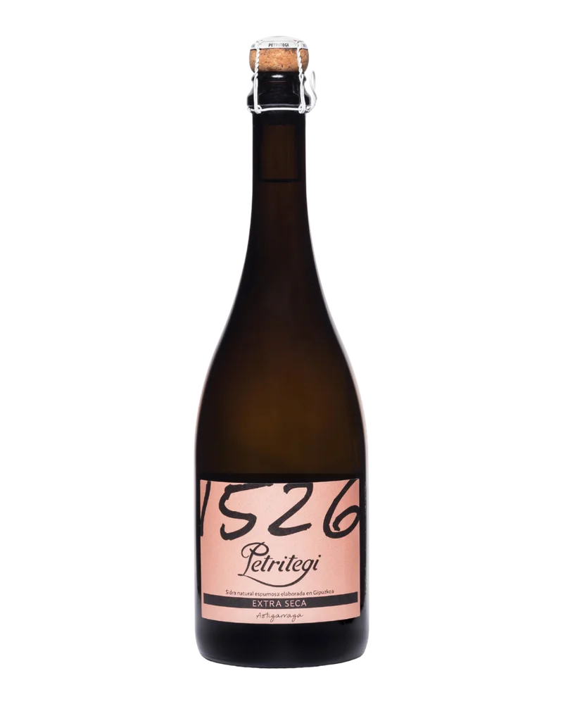 Dark bottle of Petritegi Aparduna Extra Seca sparkling cider, with a pink label bearing the number 1526
