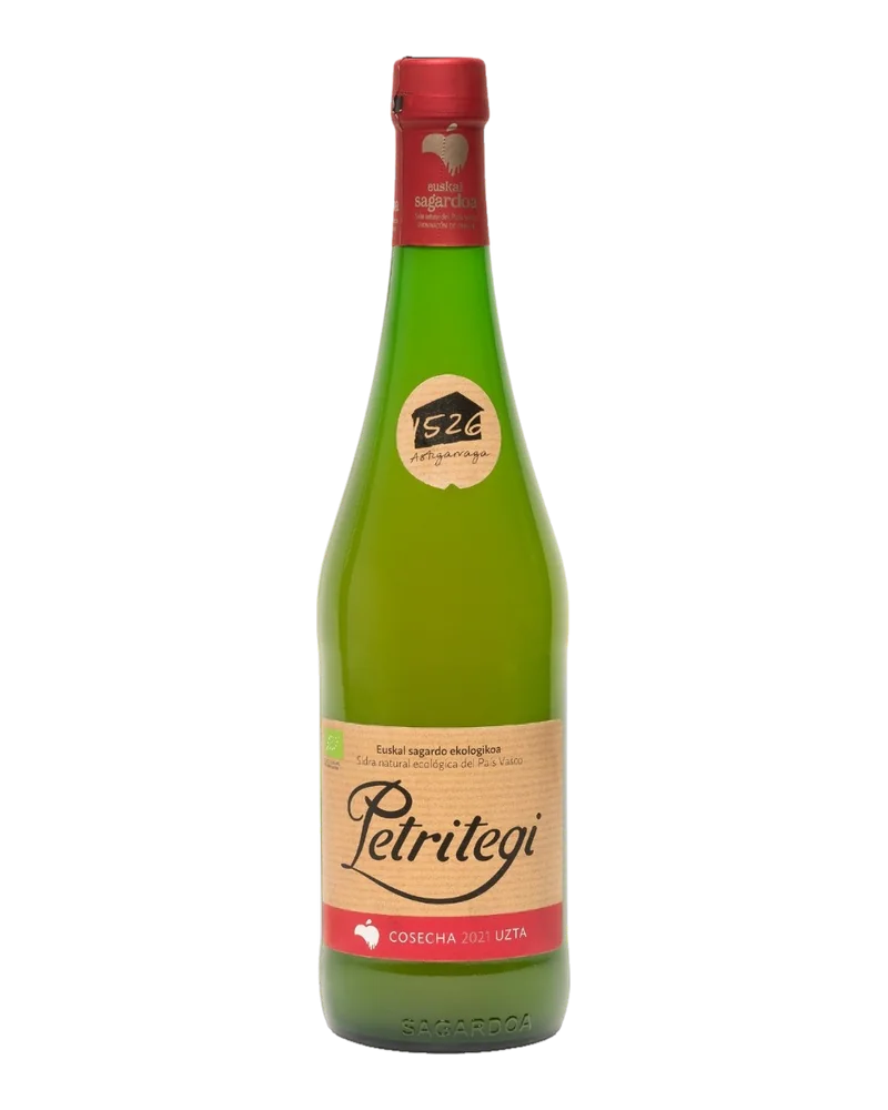 Botella verde de sidra ecológica Petritegi Eko, con etiqueta color salmón y cápsula roja