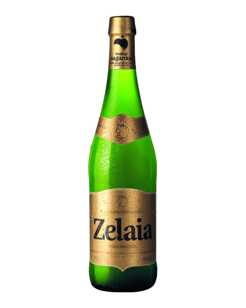 Botella de sidra Zelaia Euskal Sagardoa Premium, con etiqueta dorada