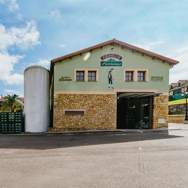 Edificio del Llagar Herminio en Colloto